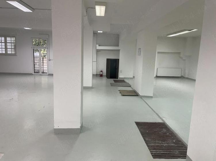 Spațiu comercial, de 214 mp, în Freidorf