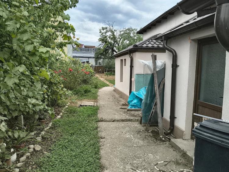 Casă cu Teren 560 Mp în Central