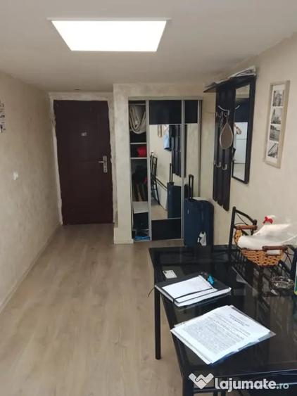Garsonieră în Calea Severinului