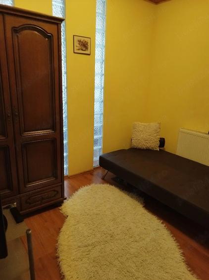 Apartament cu 2 camere decomandat în UTA
