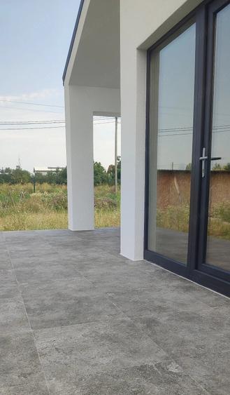 Casă cu Teren 490 Mp în Central