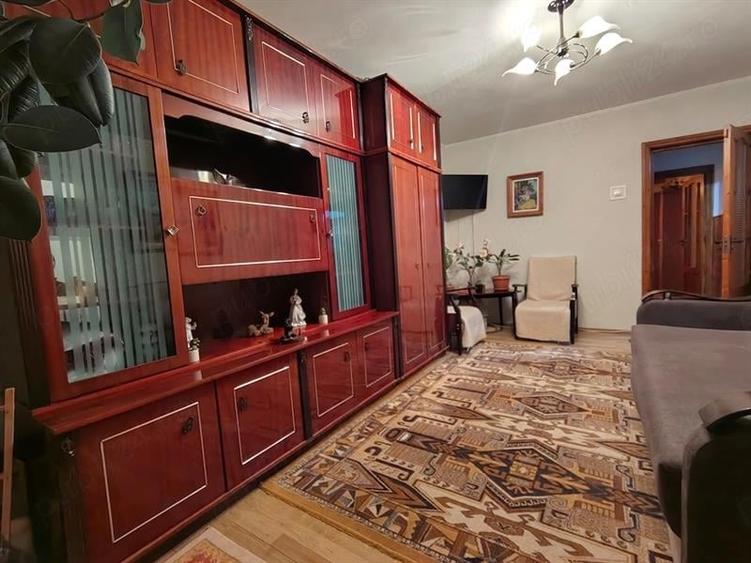 Apartament cu 2 camere decomandat în Burdujeni