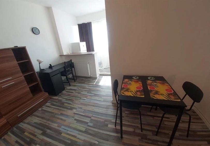 Garsonieră semidecomandată, mobilată în Dristor