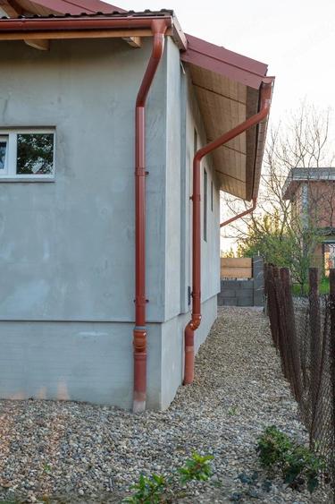Casă cu 3 camere cu Teren 5 Mp în Lazuri