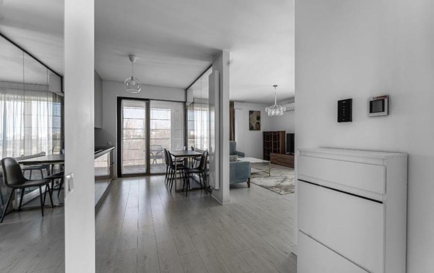 Apartament cu 2 camere semidecomandat, mobilat în Aviației