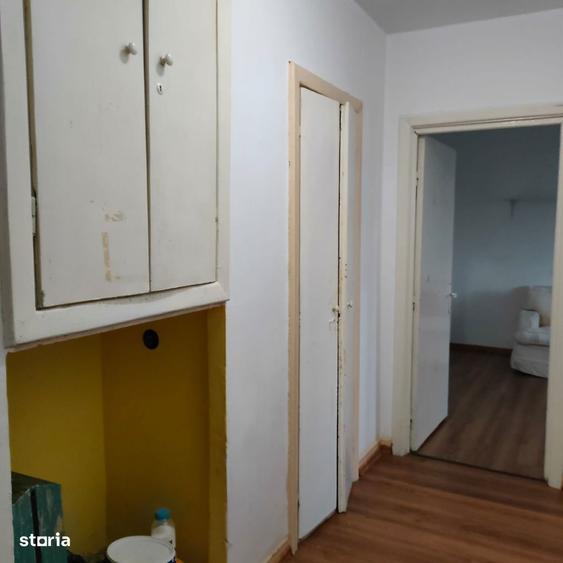 Apartament cu 2 camere decomandat în Exterior Vest