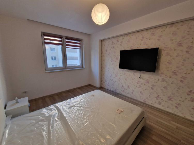 Apartament cu 2 camere decomandat în Exterior Vest
