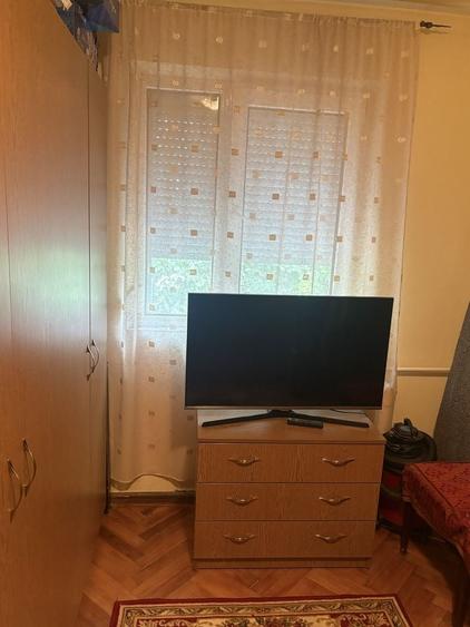 Apartament cu 2 camere semidecomandat în Crâng