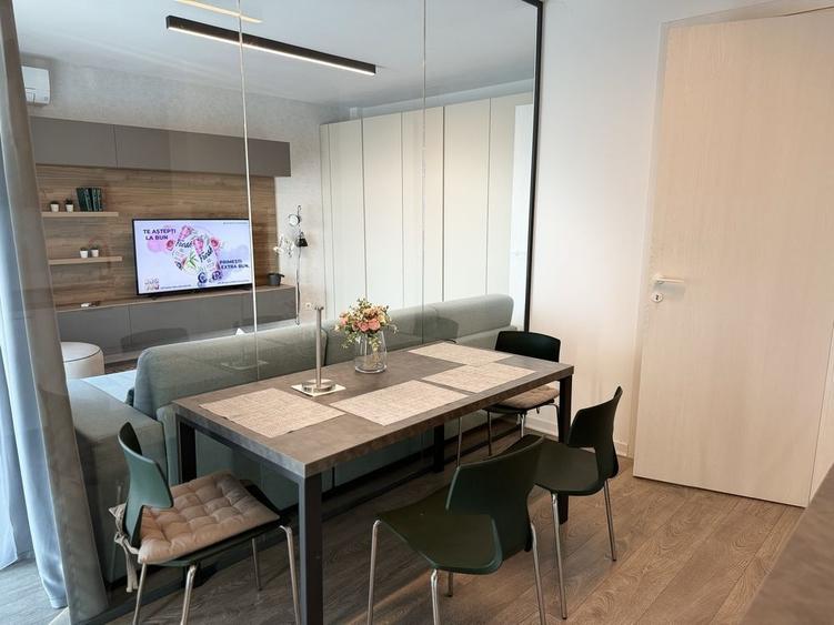 Apartament cu 2 camere semidecomandat, mobilat în Aviației