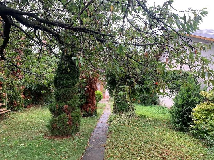 Casă cu 6 camere cu Teren 420 Mp în Breaza