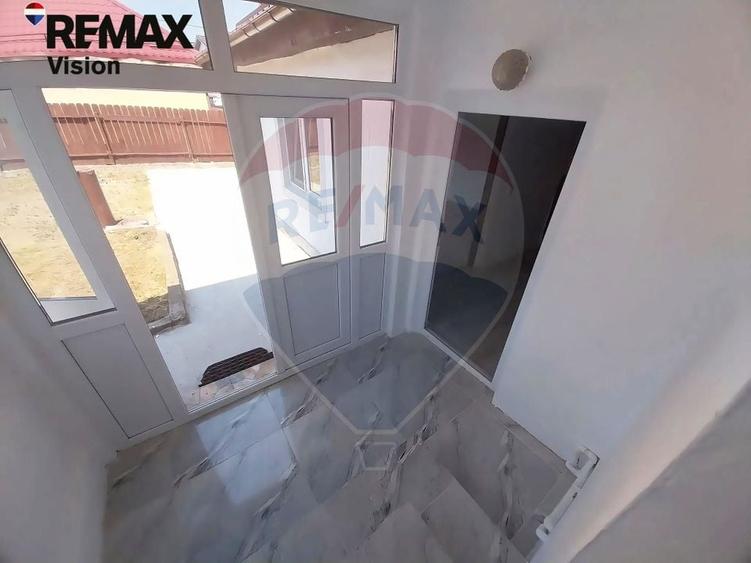 Casă individuală cu 4 camere cu Teren 284 Mp în Brestei