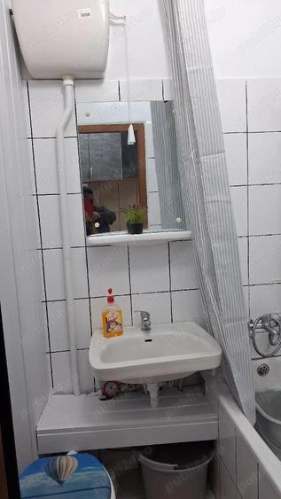 Garsonieră semidecomandată în Far