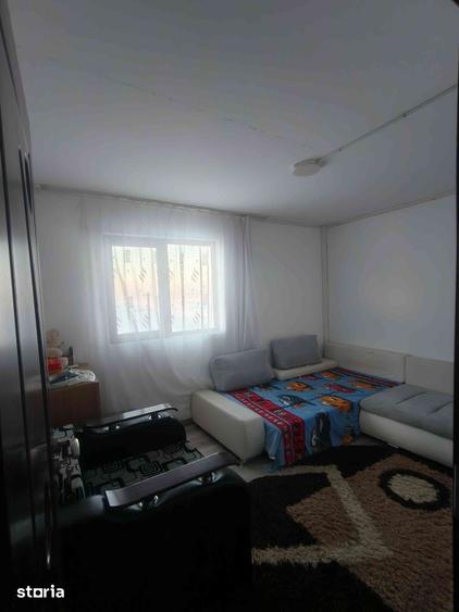 Casă cu 2 camere cu Teren 3000 Mp în Frumușani