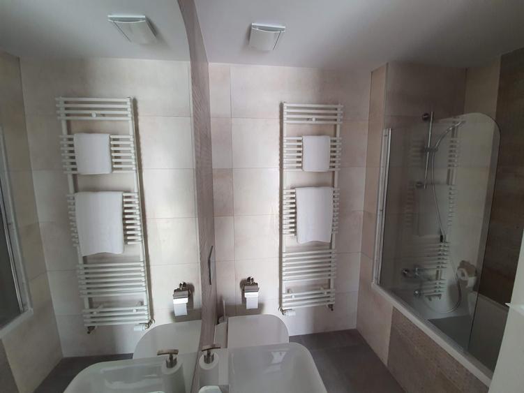 Apartament cu 2 camere decomandat în Aviației