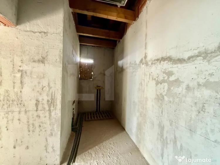 Casă cu 3 camere cu Teren 743 Mp în Ciugud