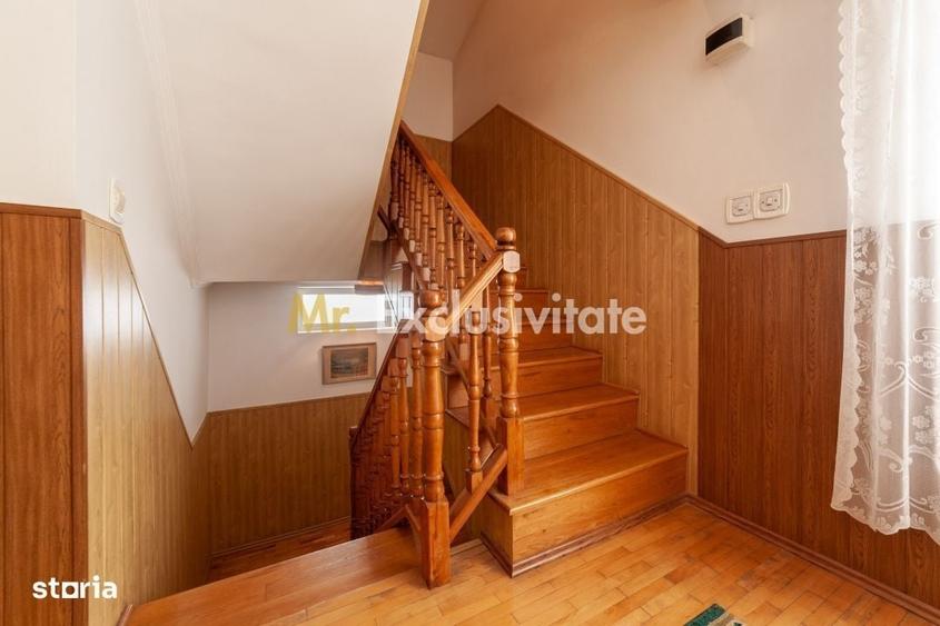 Casă cu 4 camere în Central
