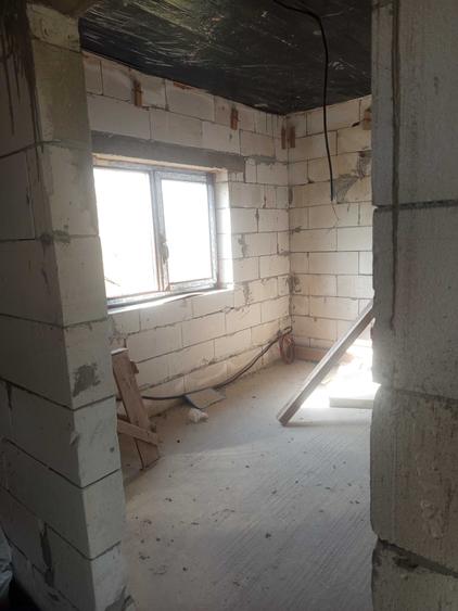 Casă cu 4 camere cu Teren 1064 Mp în Micești