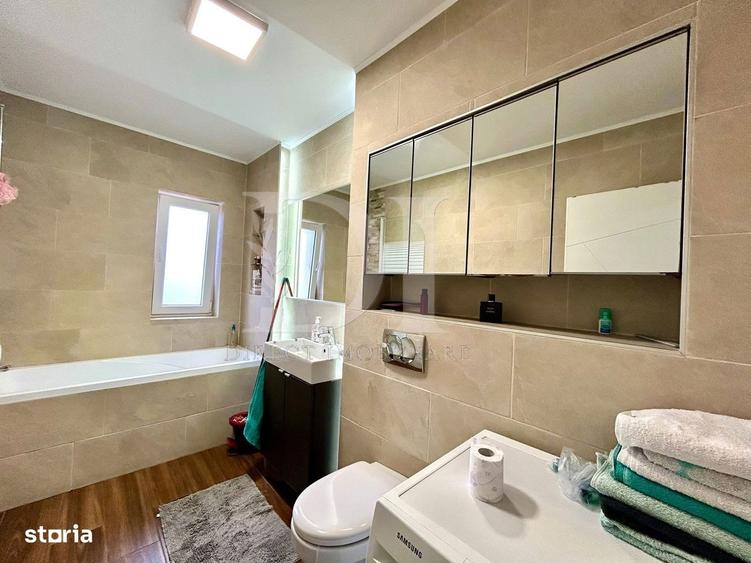 Apartament cu 3 camere decomandat în Florești