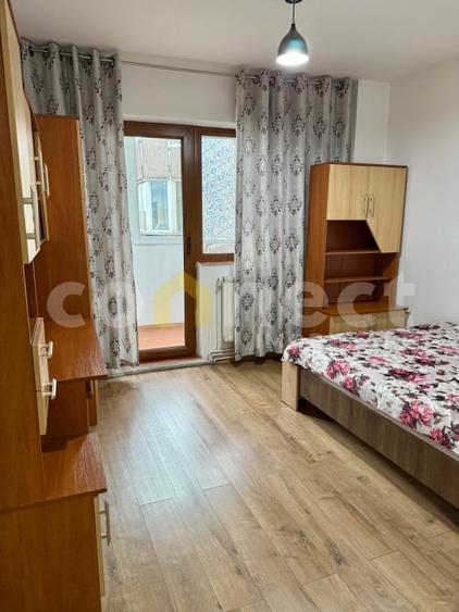 Apartament cu 4 camere decomandat, mobilat în Mărăști