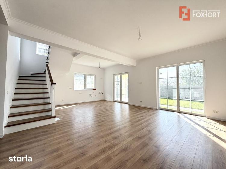 Casă cu 5 camere cu Teren 300 Mp în Giarmata