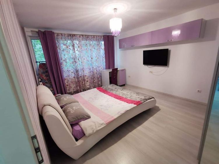 Apartament cu 2 camere decomandat în Tineretului