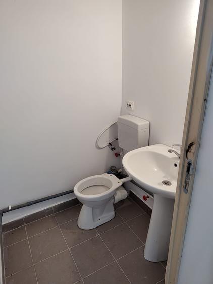 Spațiu comercial, de 110 mp, în Central