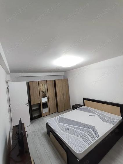 Apartament cu 2 camere semidecomandat în Roșu