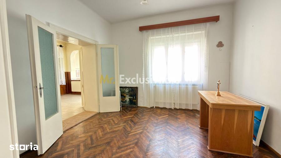 Spațiu comercial, de 342 mp, în Central
