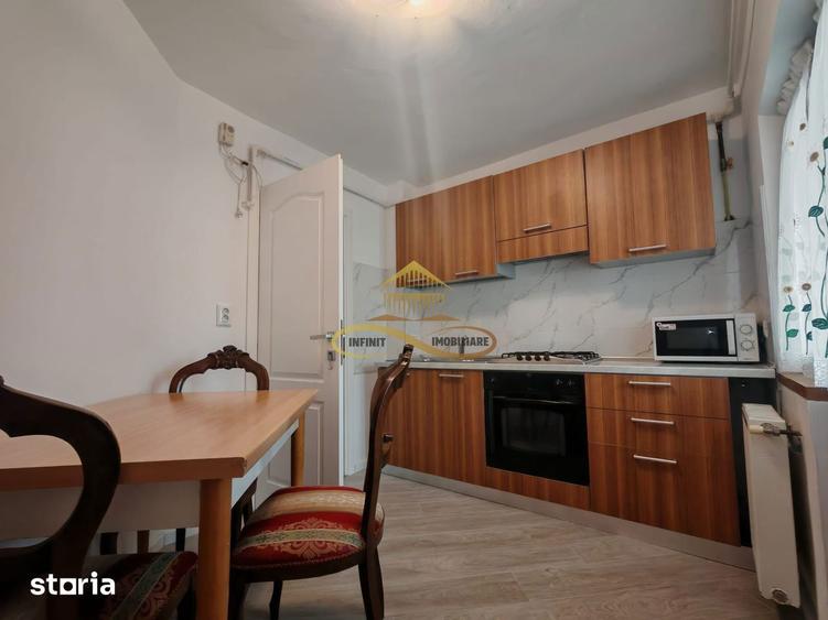 Apartament de inchiriat - 3 camere, str. Stefan cel Mare - 11