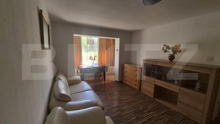Apartament cu 2 camere semidecomandat, mobilat în Botizului