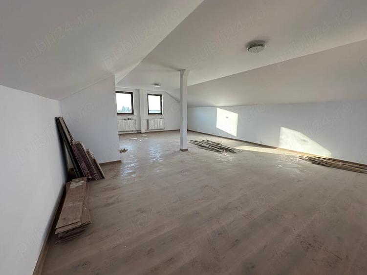 Casă cu Teren 250 Mp în Central