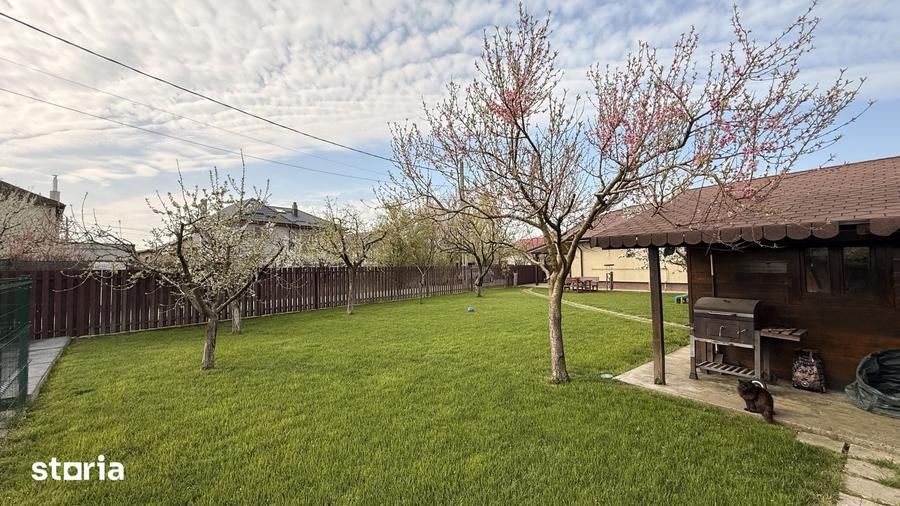 Casă cu 4 camere cu Teren 800 Mp în Crevedia