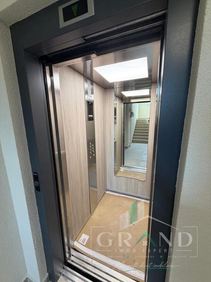 Apartament cu 2 camere semidecomandat în Florești