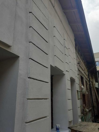 Casă cu 3 camere în Central