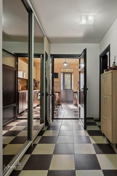 Apartament cu 3 camere circular în Titan