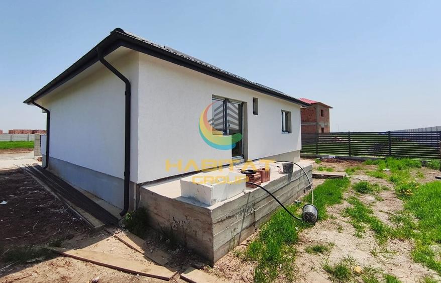 Casă individuală cu 3 camere cu Canalizare în Vidra