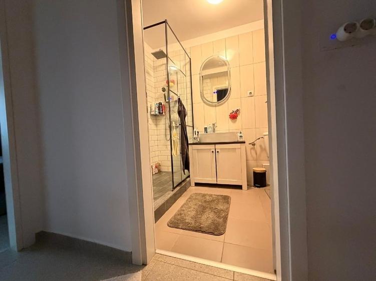 Duplex cu 5 camere cu Canalizare în Central