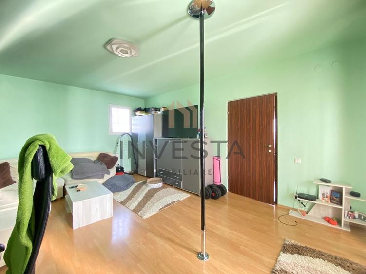 Apartament cu 2 camere semidecomandat, mobilat în Mărăști