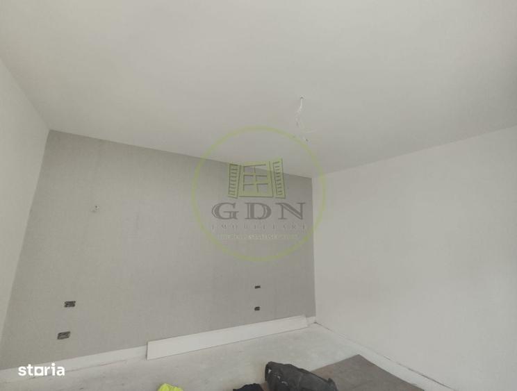 Casă cu 4 camere în Podari