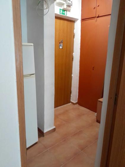 Garsonieră decomandată în Colentina