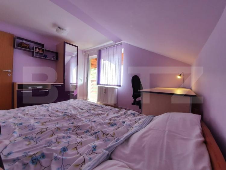 Casă individuală cu 6 camere cu Teren 2500 Mp în Exterior Vest