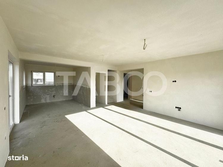 Casă cu 4 camere cu Teren 120 Mp în Vest