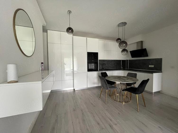 Apartament cu 2 camere decomandat în Lipovei