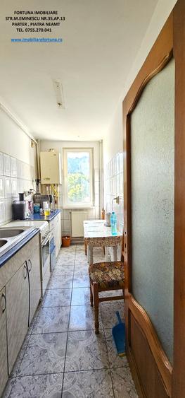 Apartament cu 3 camere decomandat în Central