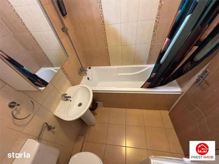 Apartament de inchiriat in zona 7 noiembrie - 2