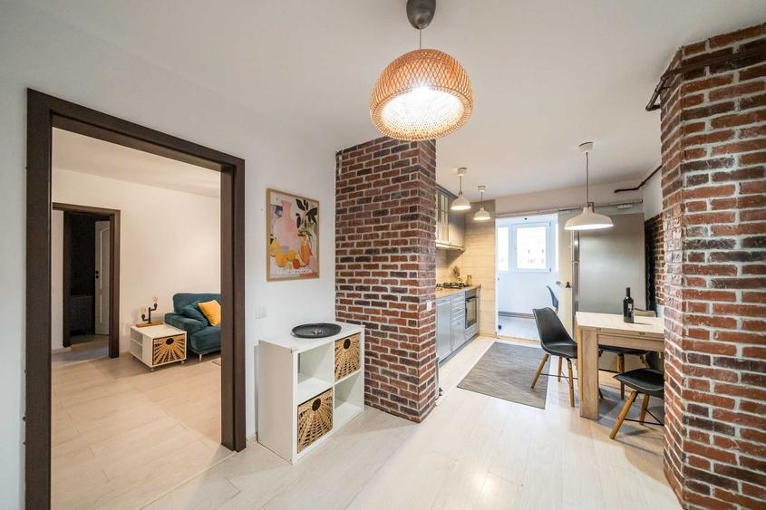 Apartament cu 3 camere semidecomandat în Chișinau