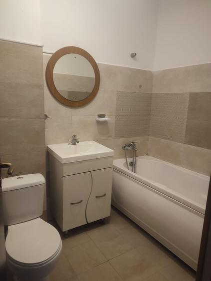Apartament cu 2 camere decomandat în Florești