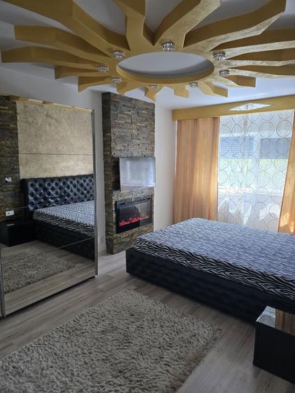 Apartament cu 2 camere decomandat, mobilat în Central
