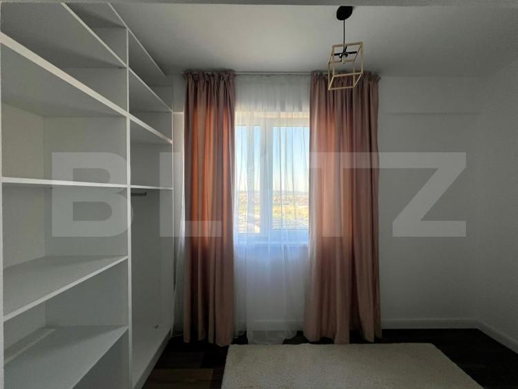 Apartament cu 3 camere semidecomandat, mobilat în Calea Severinului