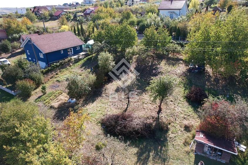 Teren Construcții intravilan de 600 mp, în Sud-Est